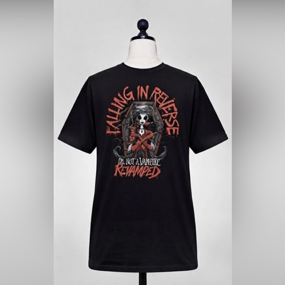 Official Falling In Reverse "I'm Not A Vampire (Revamped)" graphic t-shirt XL